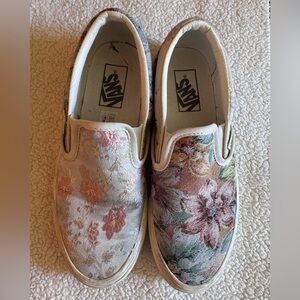 Women’s Vans Floral Tapestry Classic Slip-Size 8